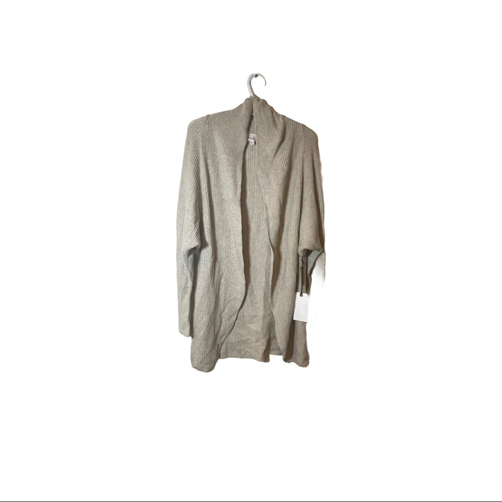 NWT leith beige oatmeal cardigan ( with flaws)